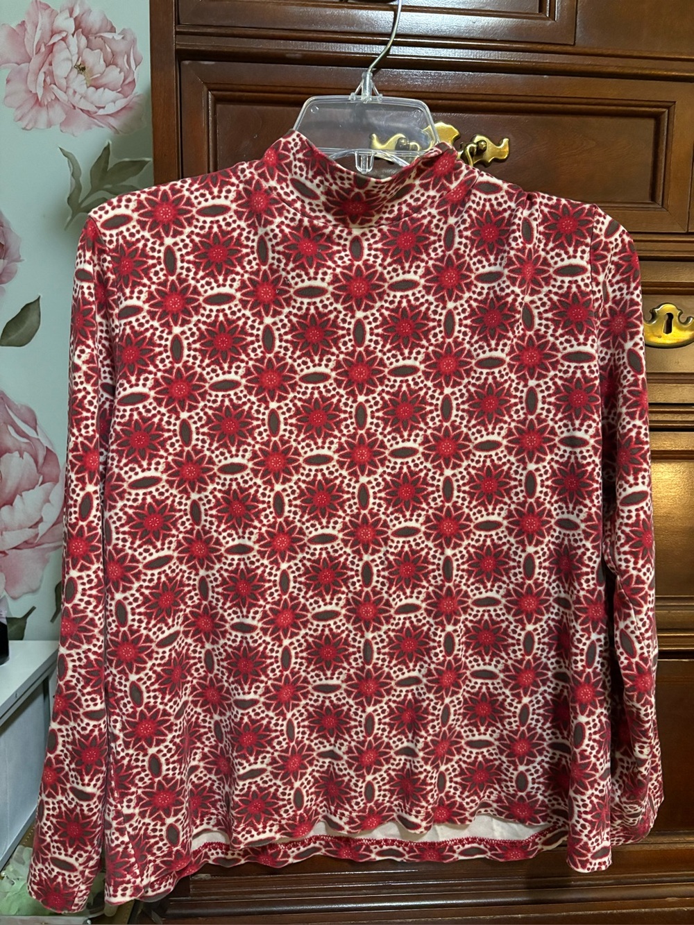 Women’s lot of turtle necks. Kim Rogers sz Large